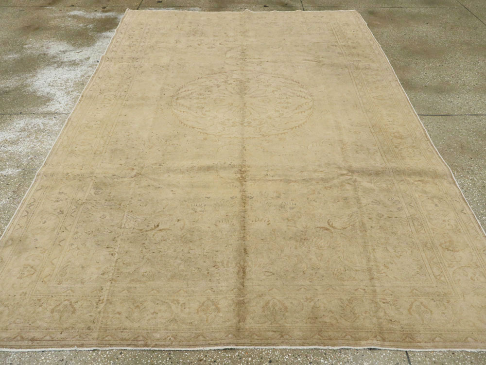 Vintage Turkish Sivas Carpet, No.14968 - Galerie Shabab