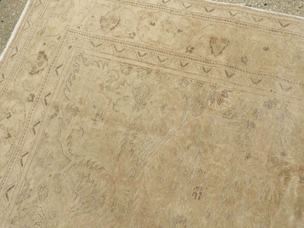 Vintage Turkish Sivas Carpet, No.14968 - Galerie Shabab