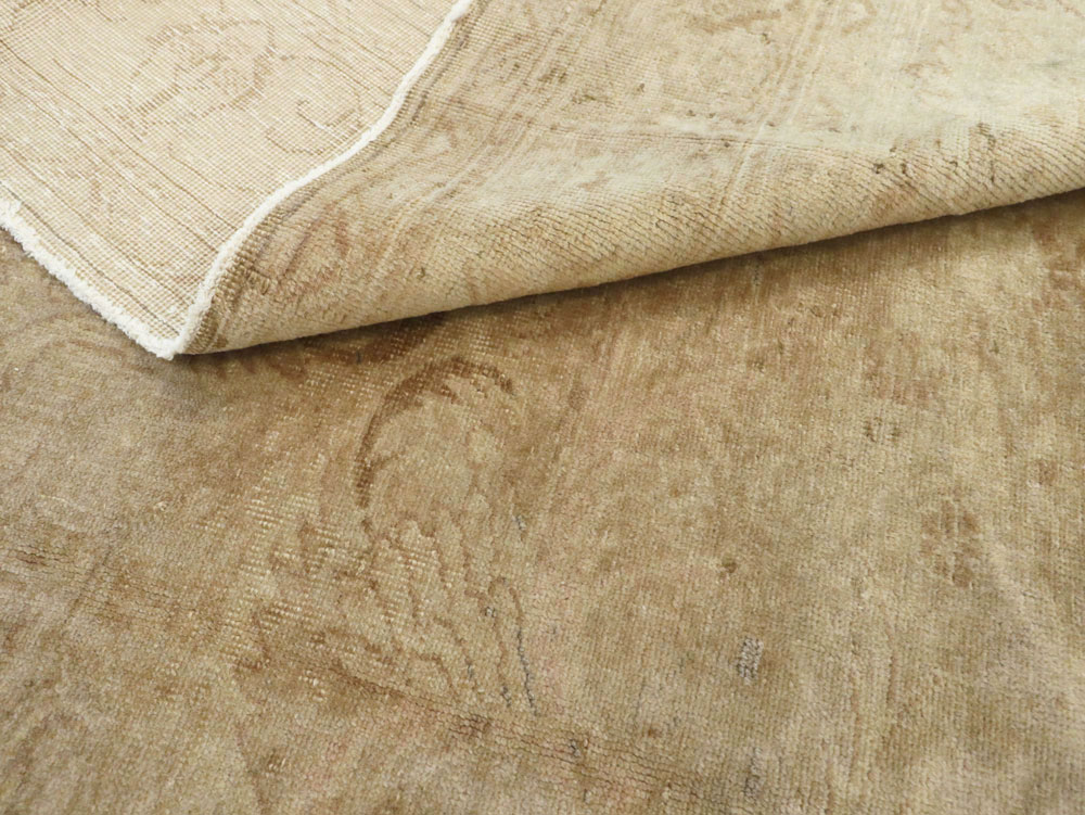 Vintage Turkish Sivas Carpet, No.14968 - Galerie Shabab