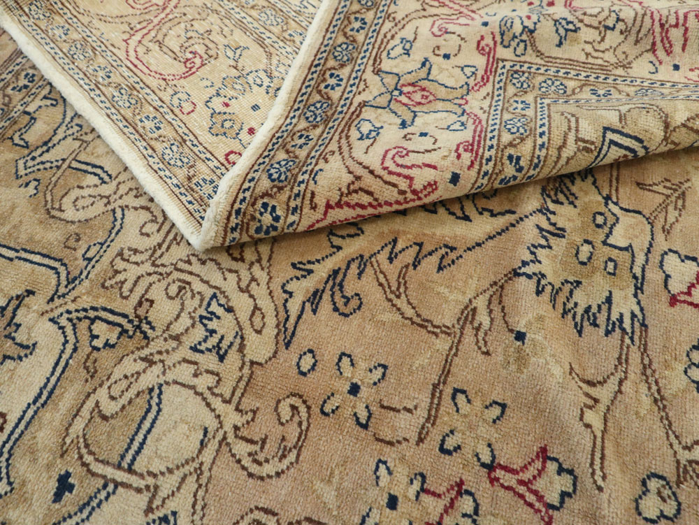 Vintage Turkish Sivas Carpet, No.14972 - Galerie Shabab