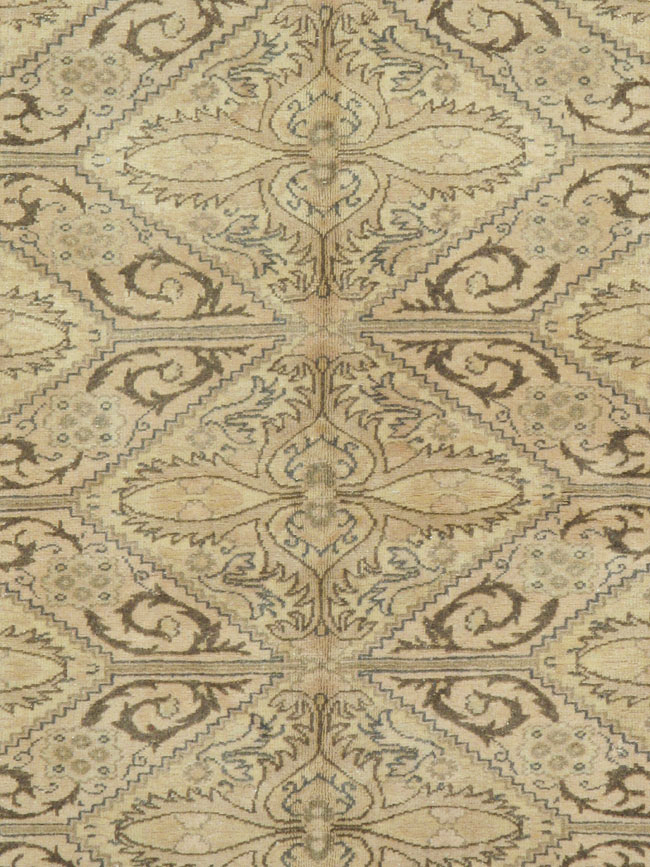 Vintage Turkish Sivas Carpet, No.14973 - Galerie Shabab