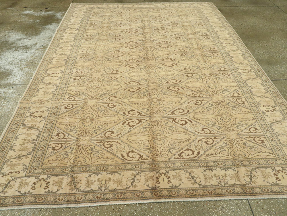 Vintage Turkish Sivas Carpet, No.14973 - Galerie Shabab