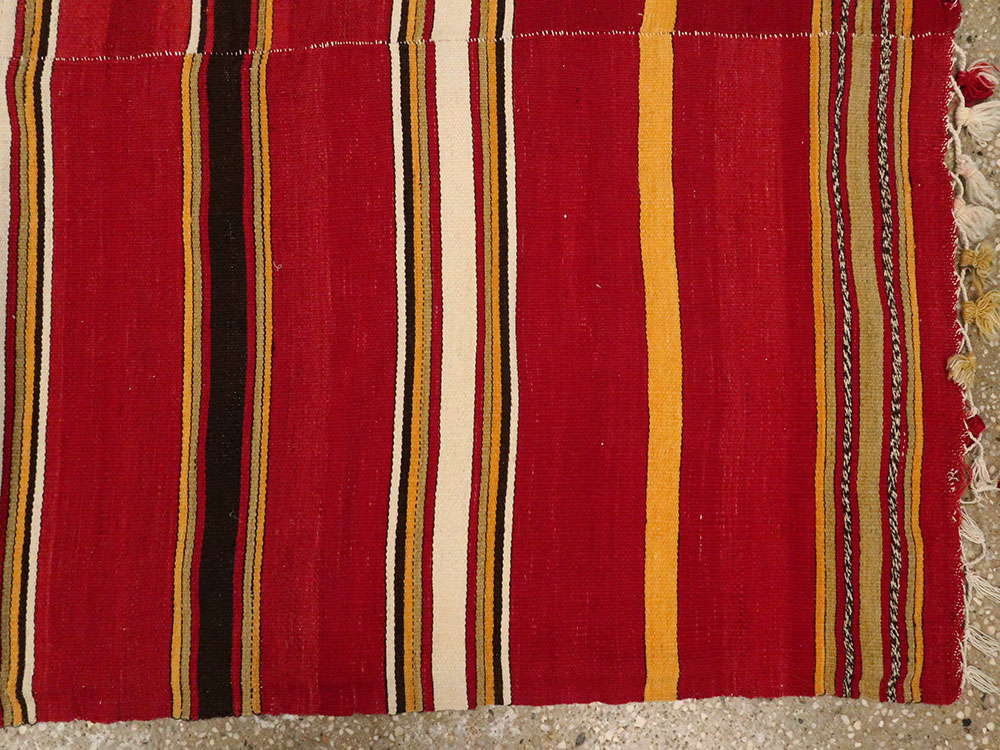 Vintage Turkish Kilim, No.14976 - Galerie Shabab