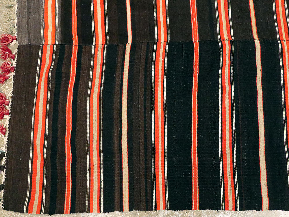 Vintage Turkish Kilim, No.14979 - Galerie Shabab