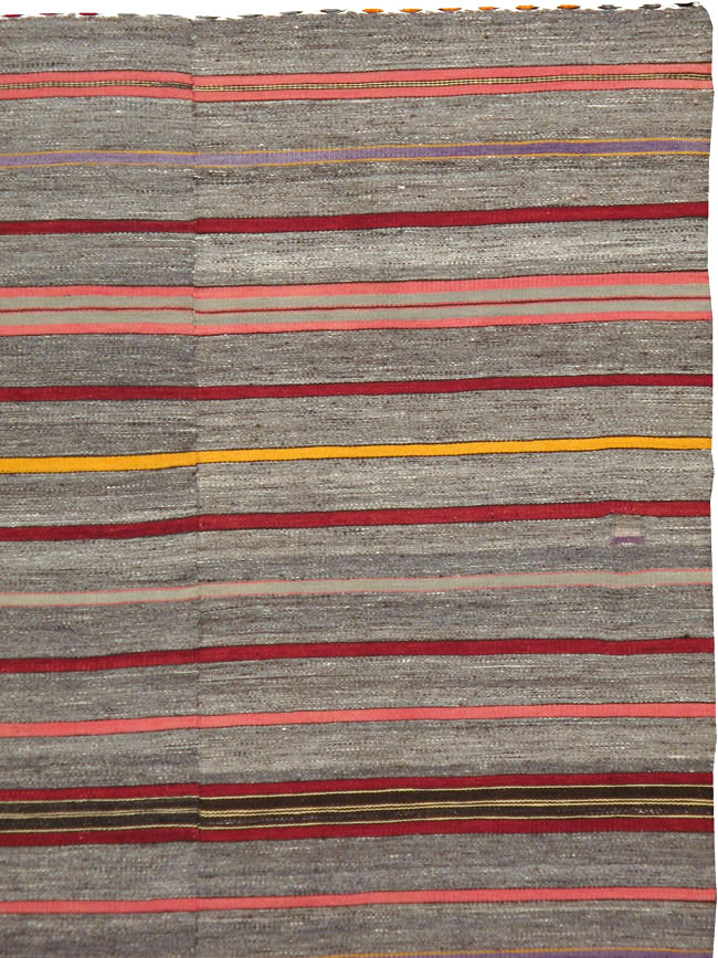 Vintage Turkish Kilim, No.14980 - Galerie Shabab