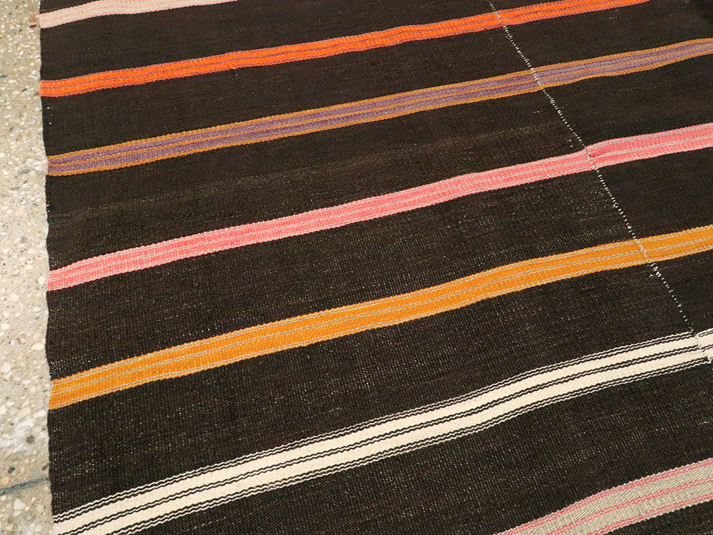 Vintage Turkish Kilim, No.14984 - Galerie Shabab