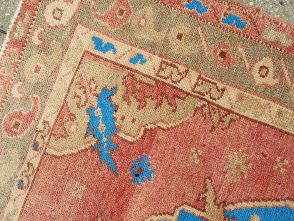 Vintage Turkish Anatolian Rug, No.14989 - Galerie Shabab