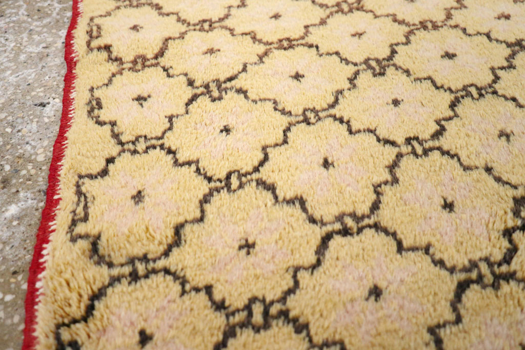 Vintage Turkish Anatolian Throw Rug, No.15028 - Galerie Shabab