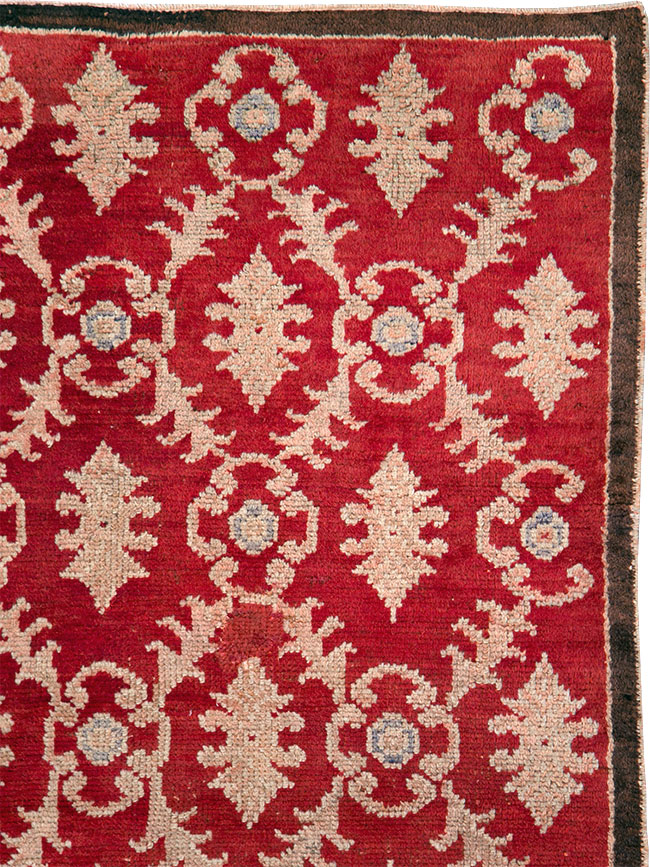 Vintage Turkish Anatolian Accent Rug, No.15041 - Galerie Shabab