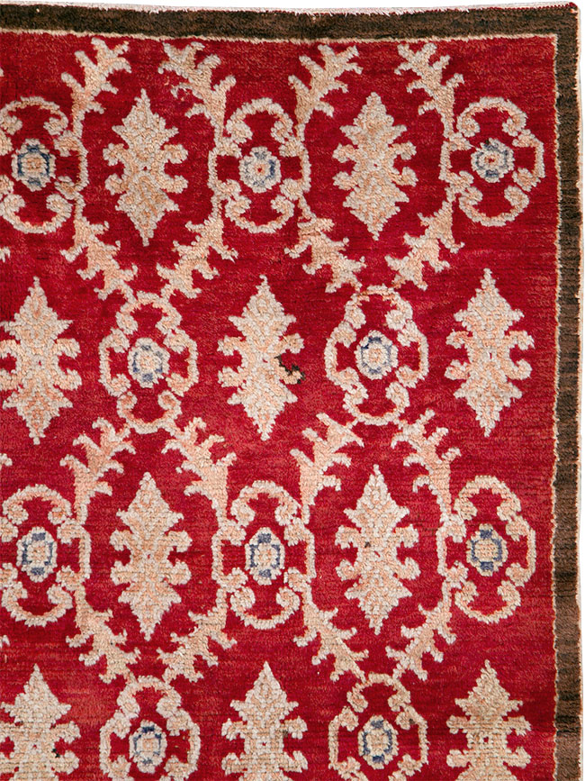Vintage Turkish Anatolian Accent Rug, No.15041 - Galerie Shabab