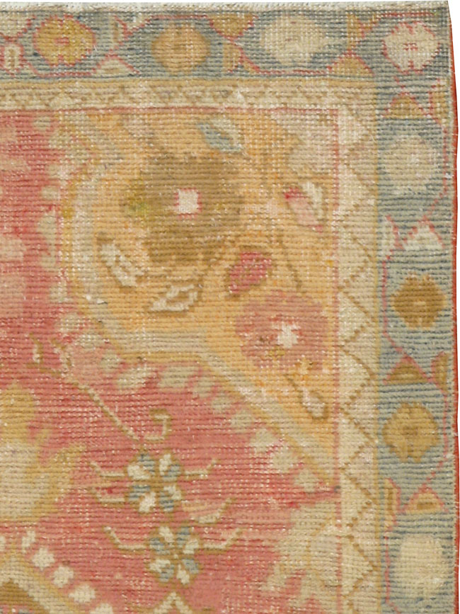 Vintage Oushak Rug, No.15043 - Galerie Shabab