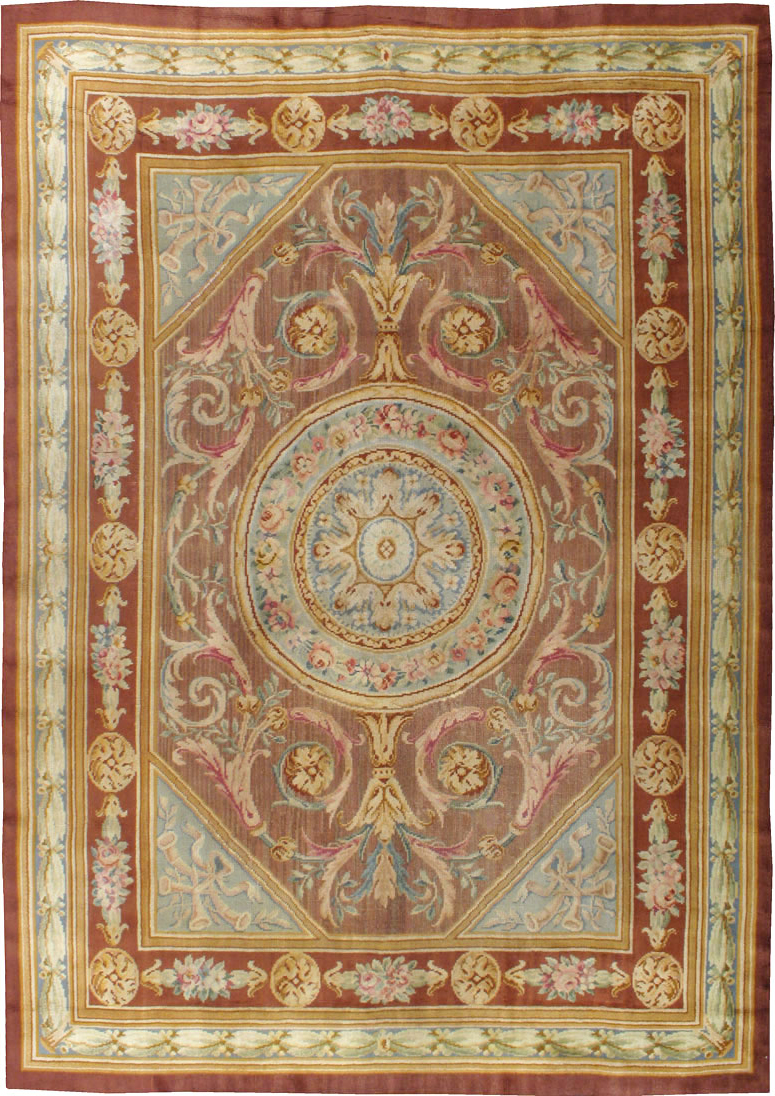 Antique French Savonnerie Carpet, No.15064 - Galerie Shabab