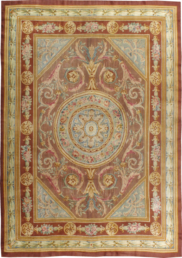 Antique French Savonnerie Carpet, No.15064 - Galerie Shabab