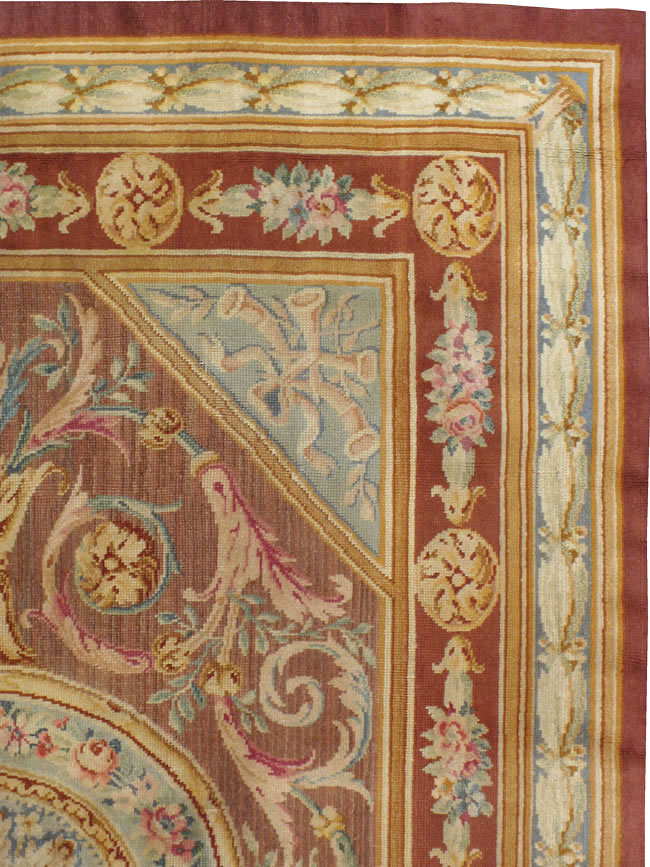 Antique French Savonnerie Carpet, No.15064 - Galerie Shabab