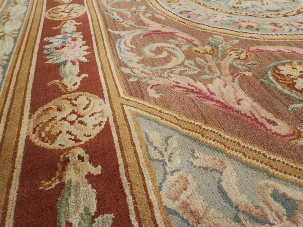 Antique French Savonnerie Carpet, No.15064 - Galerie Shabab