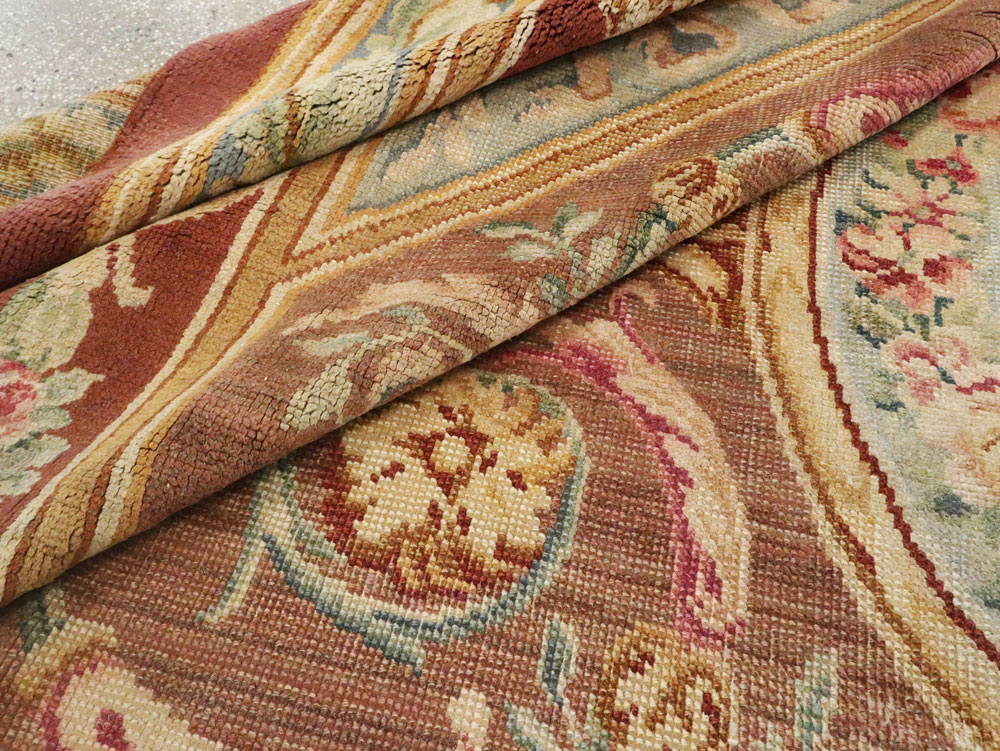 Antique French Savonnerie Carpet, No.15064 - Galerie Shabab
