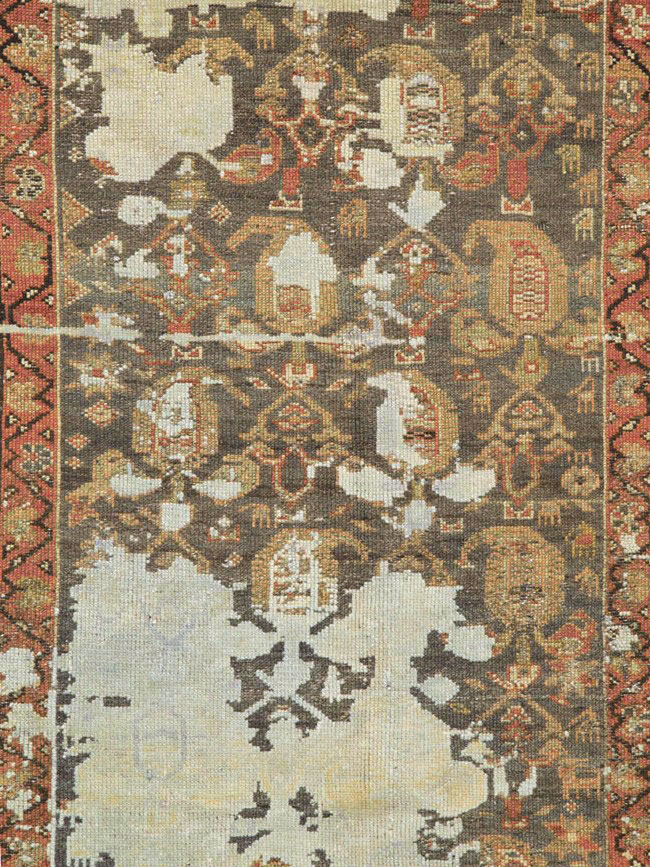 Antique Persian Distressed Kurdish Rug, No.15107 - Galerie Shabab