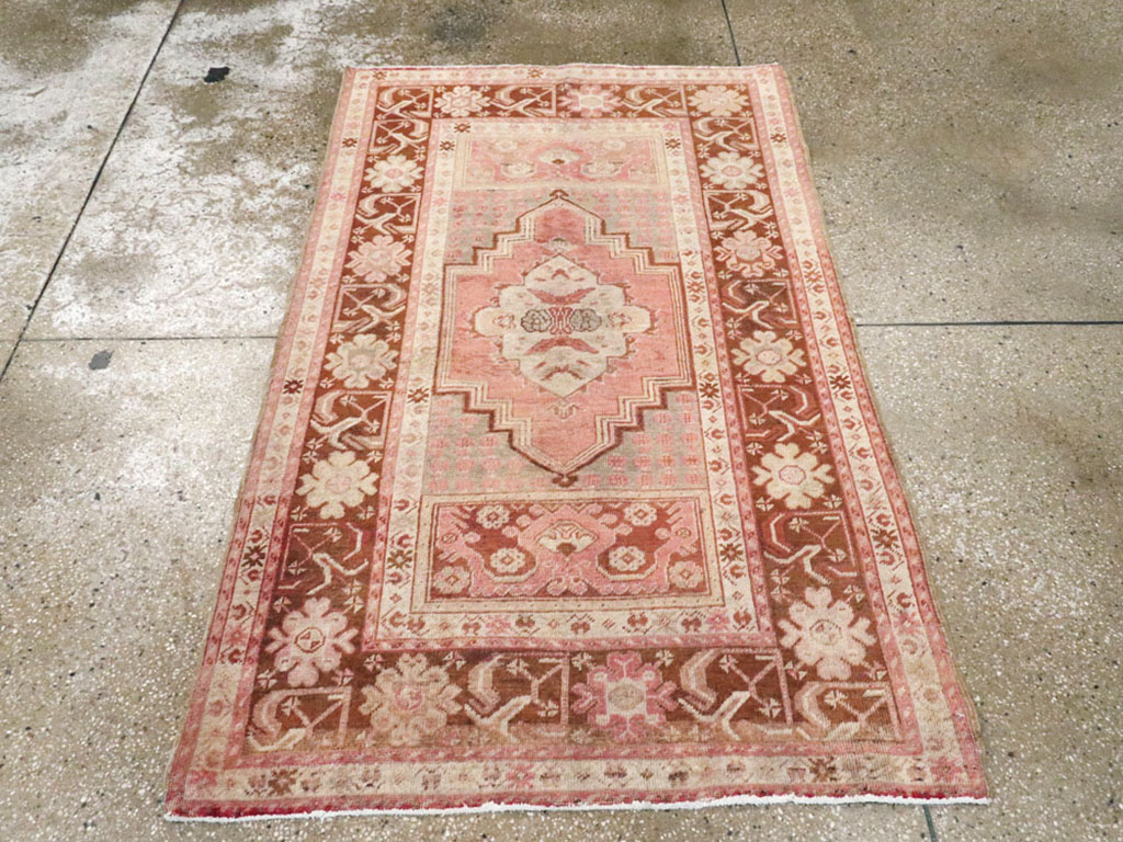 Vintage Turkish Oushak Rug, No.15116 - Galerie Shabab