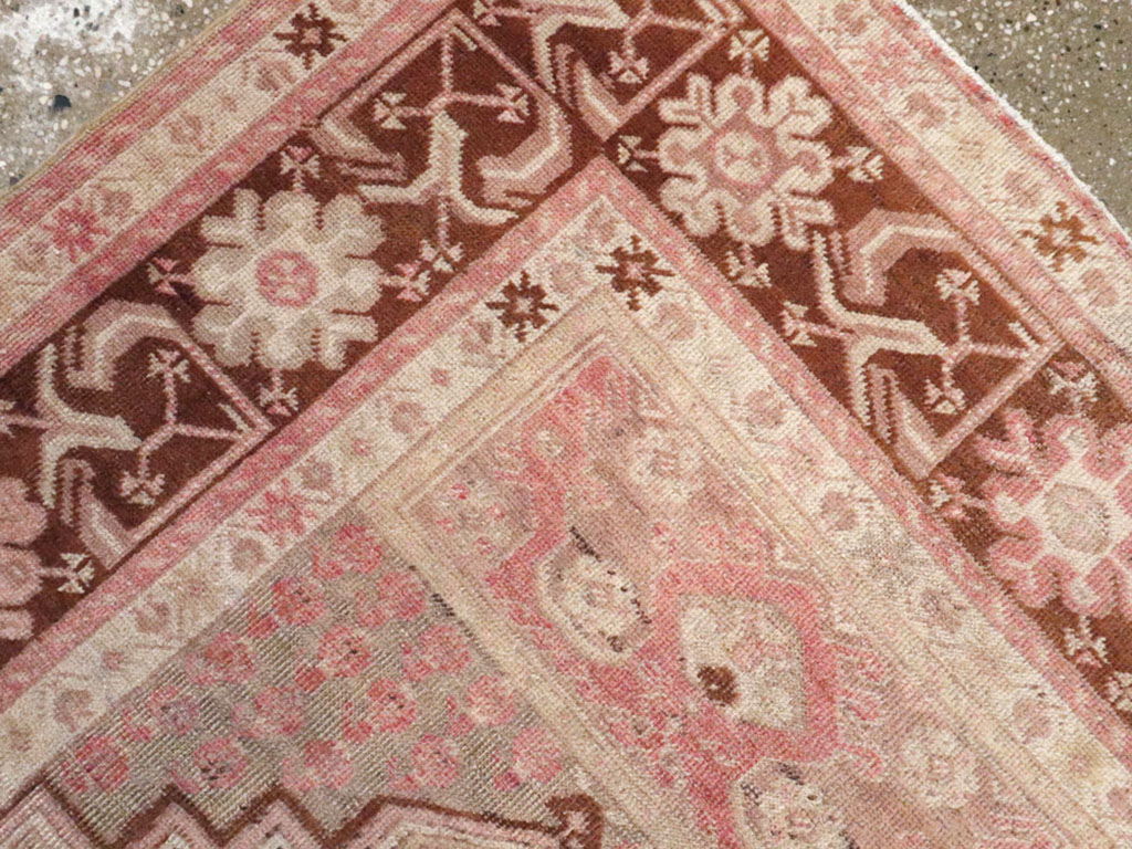 Vintage Turkish Oushak Rug, No.15116 - Galerie Shabab