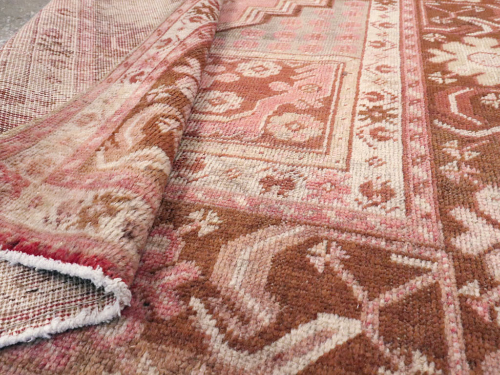 Vintage Turkish Oushak Rug, No.15116 - Galerie Shabab