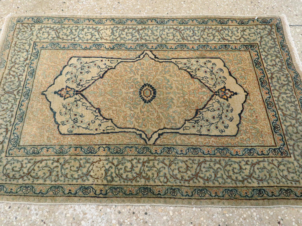Antique Persian Tabriz Hagi Jalili Rug, No.15166 - Galerie Shabab