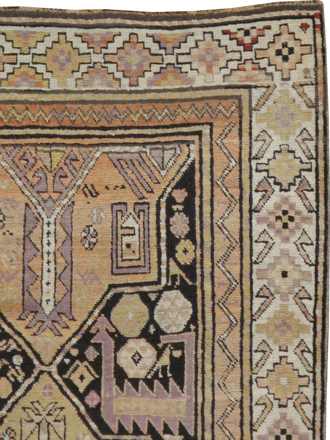 Antique Karabagh Rug, No.15169 - Galerie Shabab