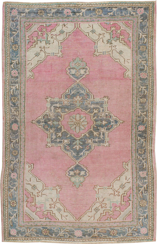 Vintage Turkish Oushak Rug, No.15170 - Galerie Shabab