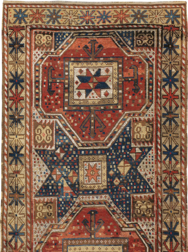 Antique Kazak Rug, No.15172 - Galerie Shabab