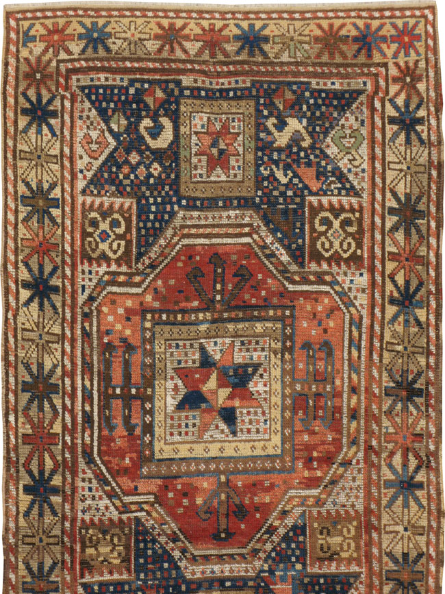 Antique Kazak Rug, No.15172 - Galerie Shabab