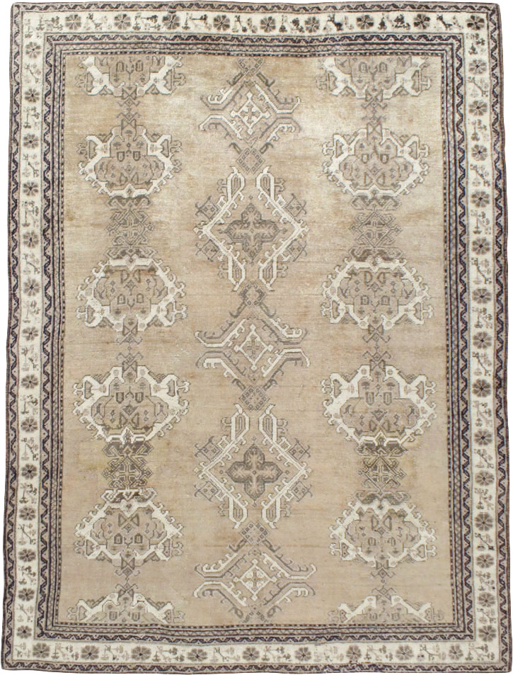 Antique Turkish Oushak Square Accent Carpet, No.15174 - Galerie Shabab
