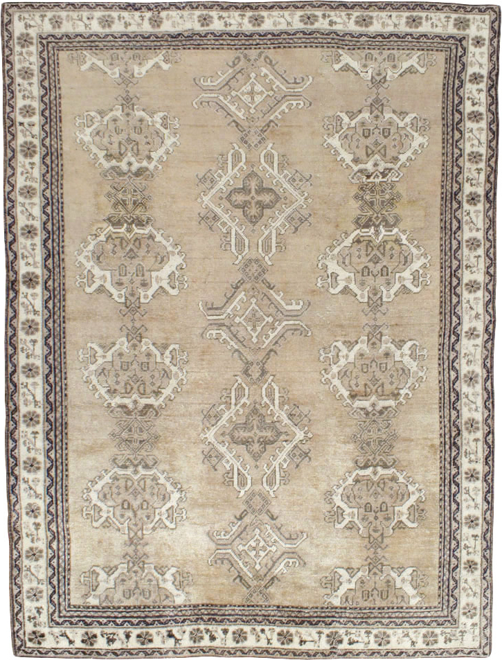 Antique Turkish Oushak Square Accent Carpet, No.15174 - Galerie Shabab