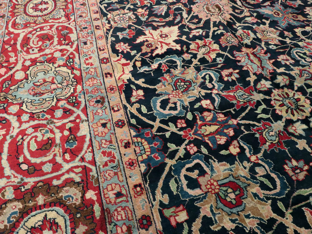 Antique Persian Tabriz Carpet, No.15205 - Galerie Shabab