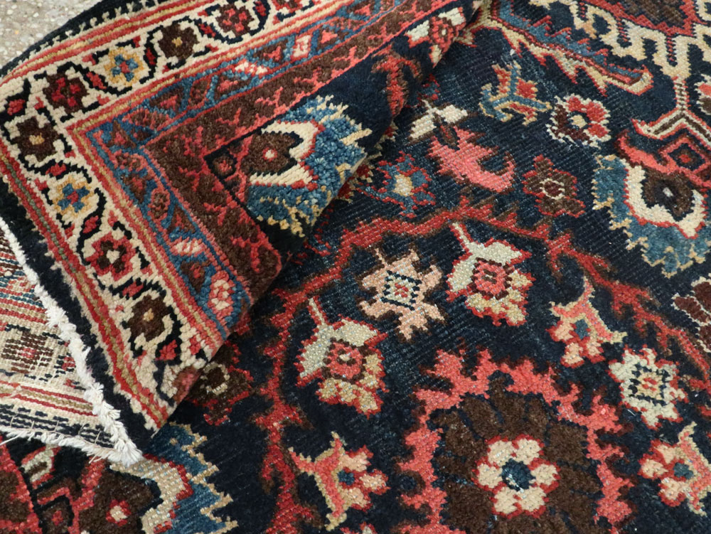 Antique Persian Mahal Rug, No.15208 - Galerie Shabab