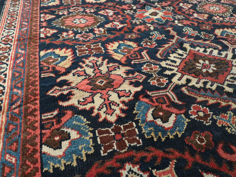 Antique Persian Mahal Rug, No.15208 - Galerie Shabab