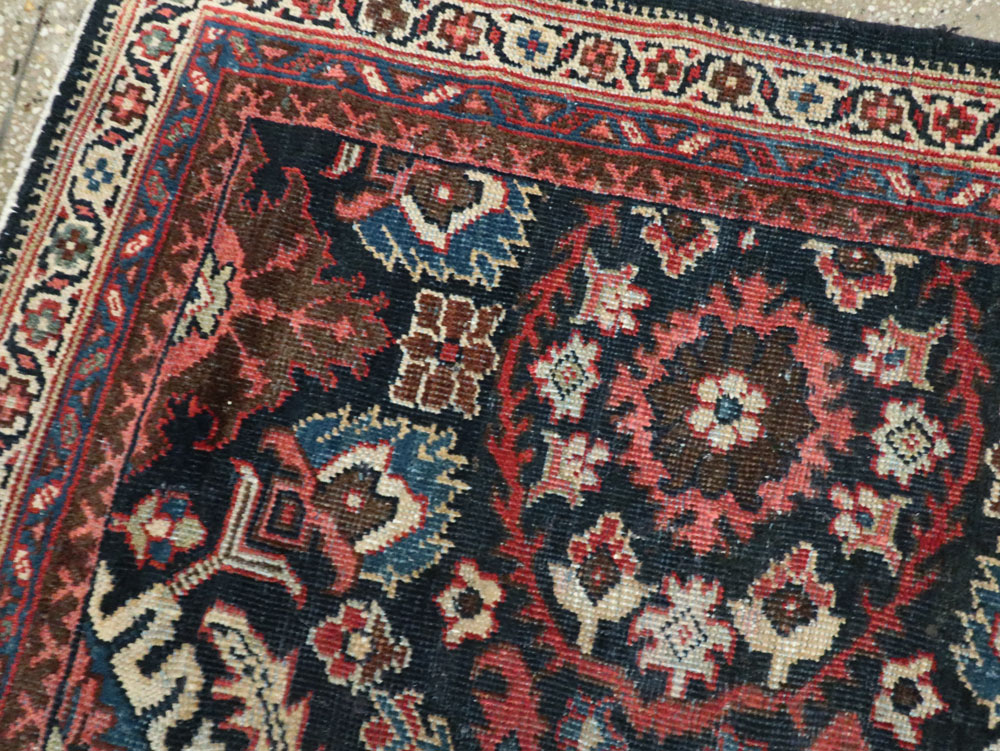 Antique Persian Mahal Rug, No.15208 - Galerie Shabab
