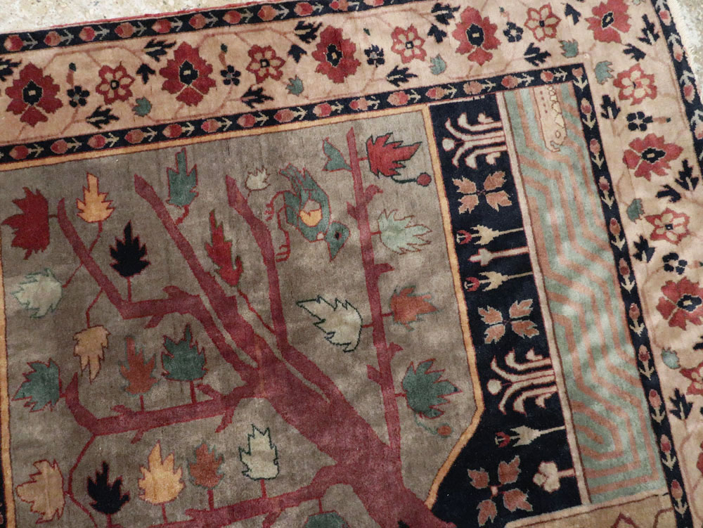 Antique Indian Lahore Square Rug, No.15223 - Galerie Shabab