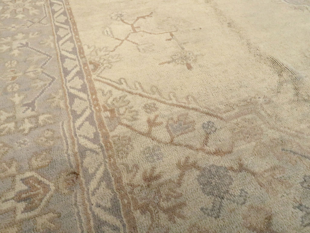 Antique Turkish Oushak Carpet, No.15253 - Galerie Shabab