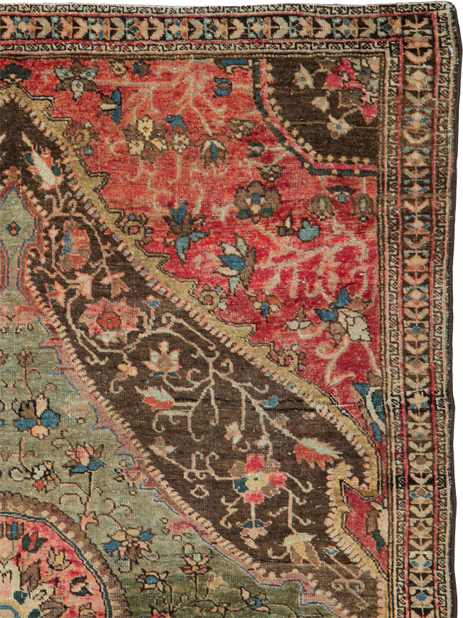 Antique Persian Sarouk Fereghan Rug, No.15258 - Galerie Shabab