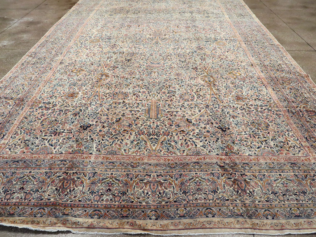 Antique Persian Lavar Kerman Carpet, No.15268 - Galerie Shabab
