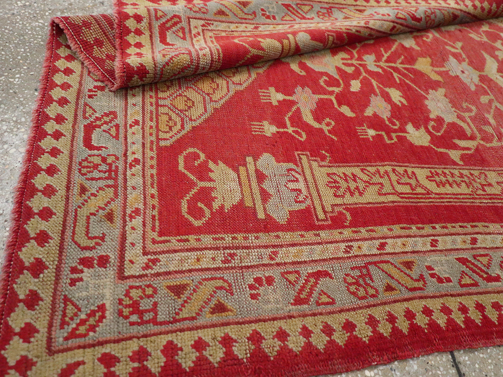 Antique Turkish Oushak Rug, No.15270 - Galerie Shabab