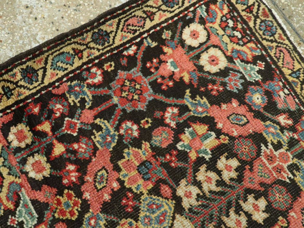 Antique Persian Mahal Runner, No.15271 - Galerie Shabab
