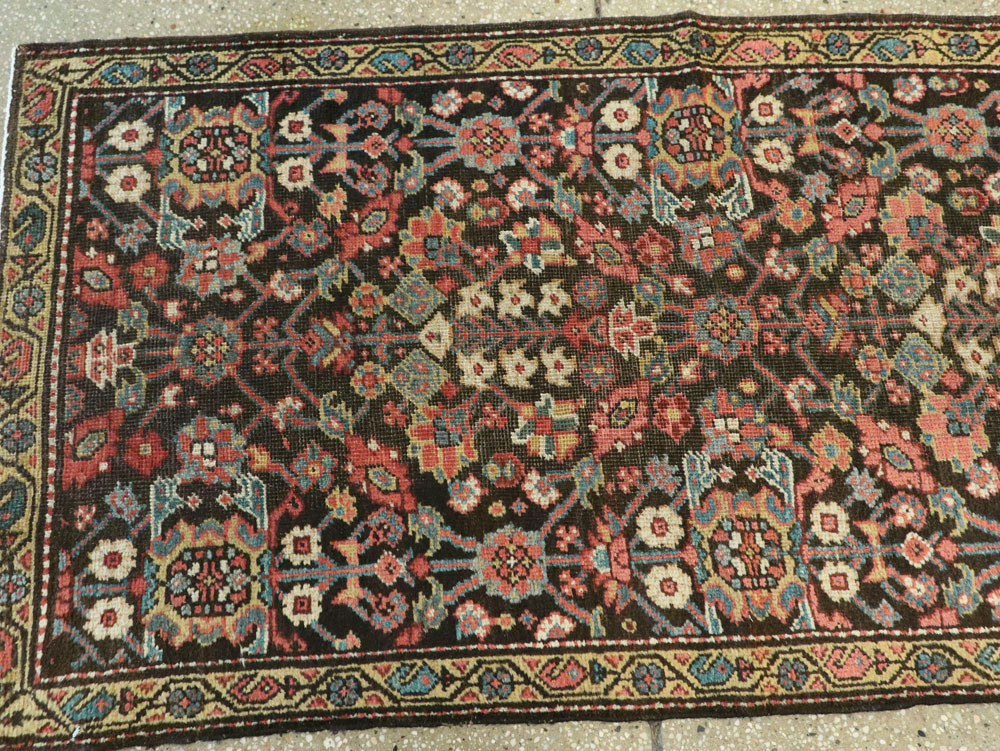 Antique Persian Mahal Runner, No.15271 - Galerie Shabab