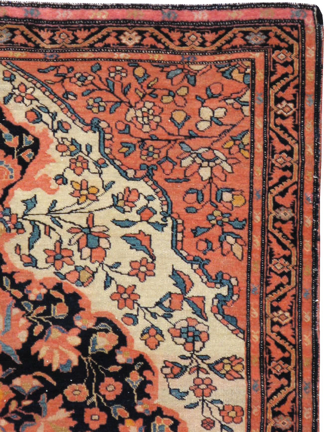 Antique Persian Sarouk Farahan Throw Rug, No.15291 - Galerie Shabab