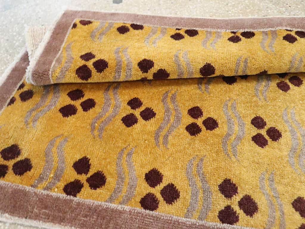 Vintage Turkish Anatolian Art Deco Style Small Runner, No.15323 - Galerie Shabab