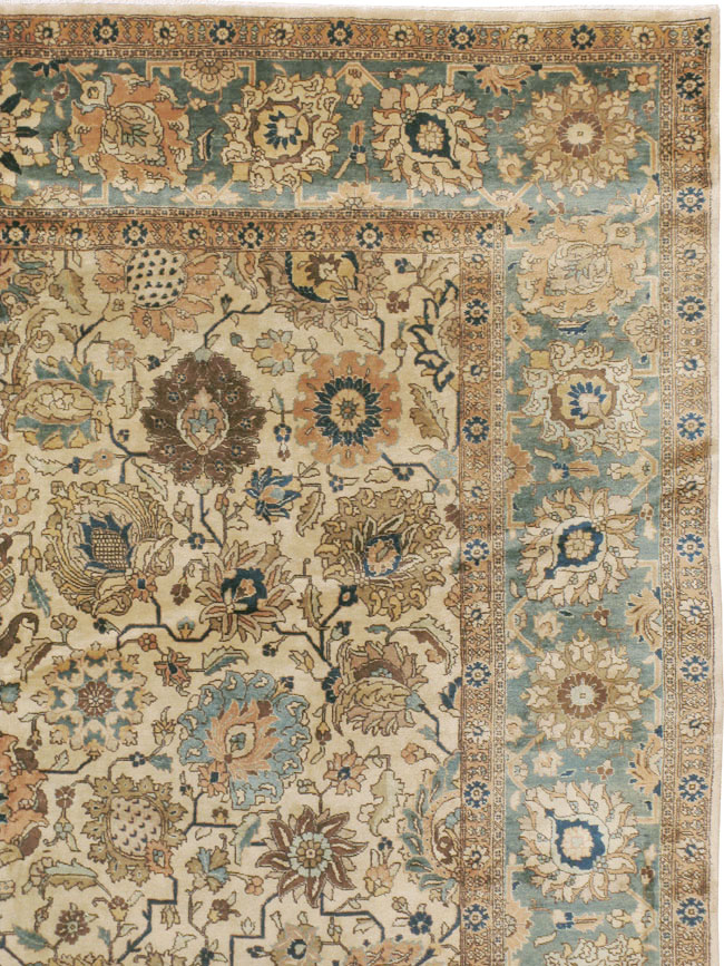 Vintage Persian Tabriz Carpet, No.15379 - Galerie Shabab