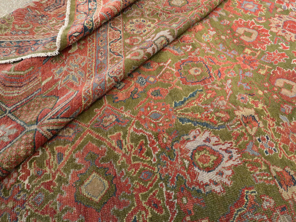 Antique Persian Sultanabad Carpet, No.15398 - Galerie Shabab