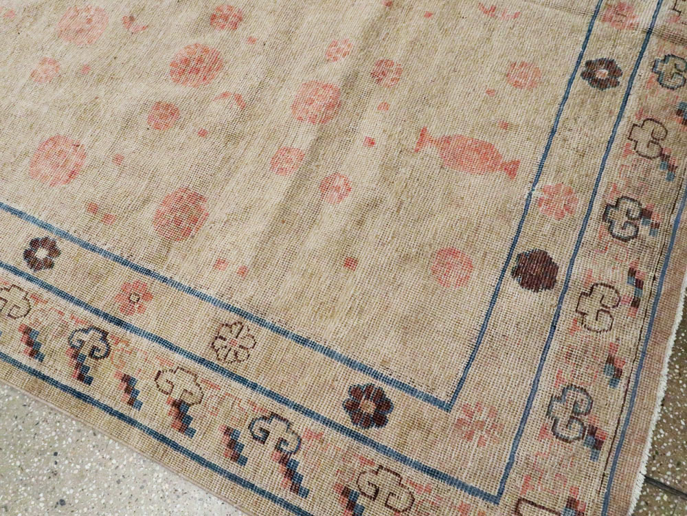 Antique East Turkestan Distressed Khotan Gallery Carpet, No.15468 - Galerie Shabab