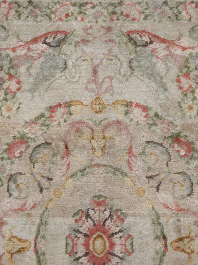 Antique European Savonnerie Carpet, No.15476 - Galerie Shabab