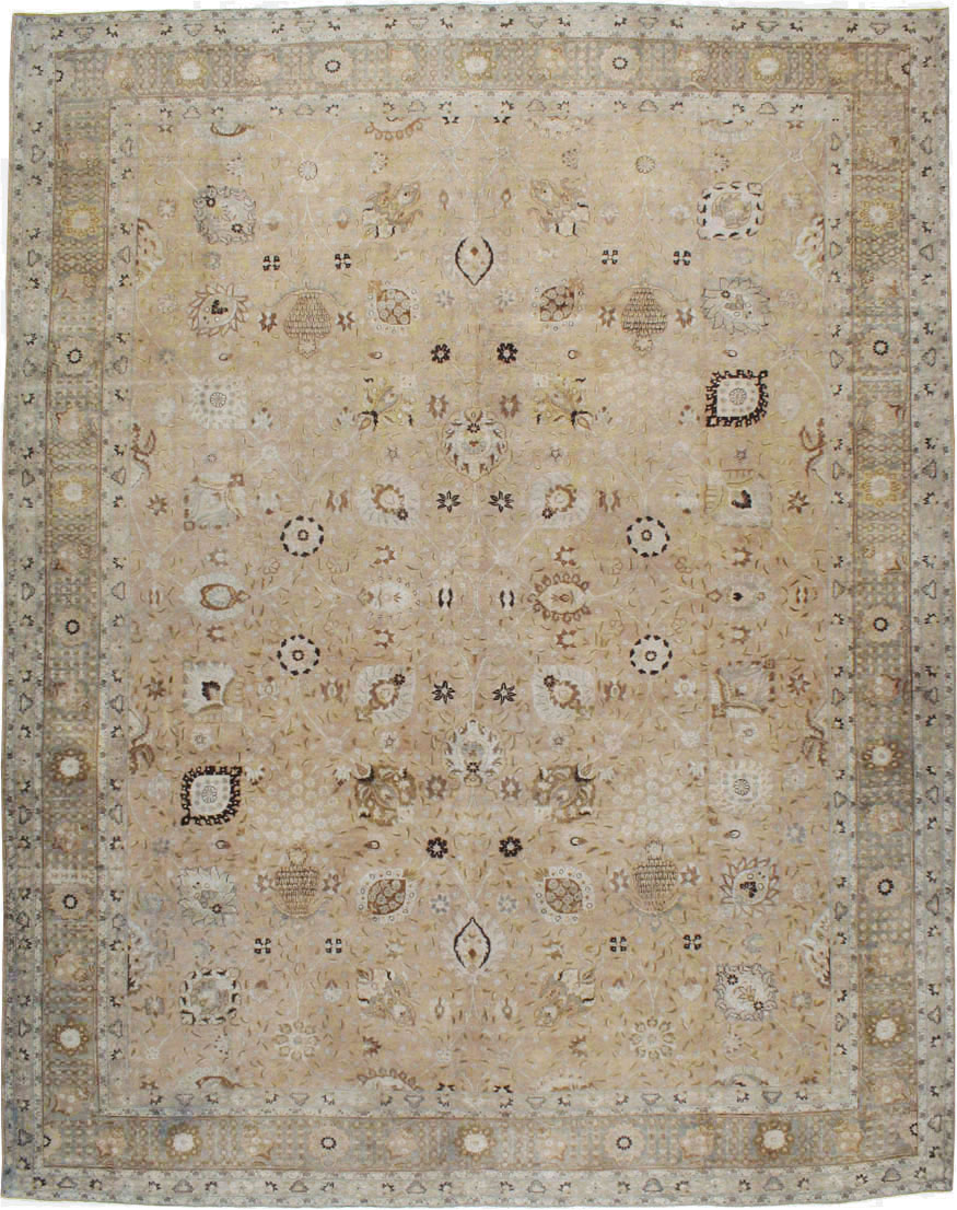 Antique Persian Tabriz Carpet, No.15483 - Galerie Shabab