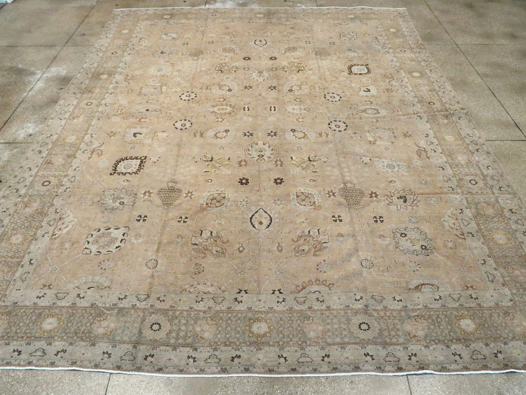 Antique Persian Tabriz Carpet, No.15483 - Galerie Shabab